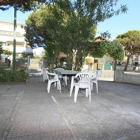Piccolo Eden Vakantiehuis Lido di Scacchi
